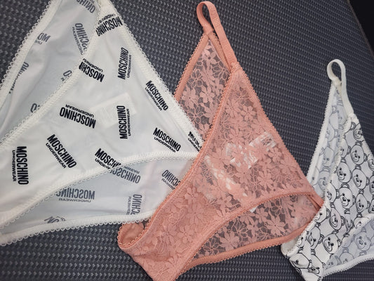 Moschino tanga tris